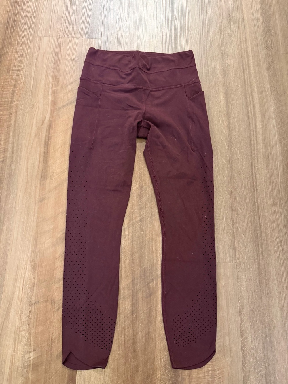 Athleta Salutation Stash Pocket Tight Women's Size S 28x27 Maroon Leggings (B10)